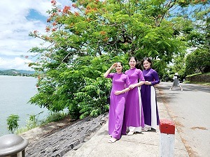 Công ty Luật Hoàng Sa du lịch tại Huế năm 2022